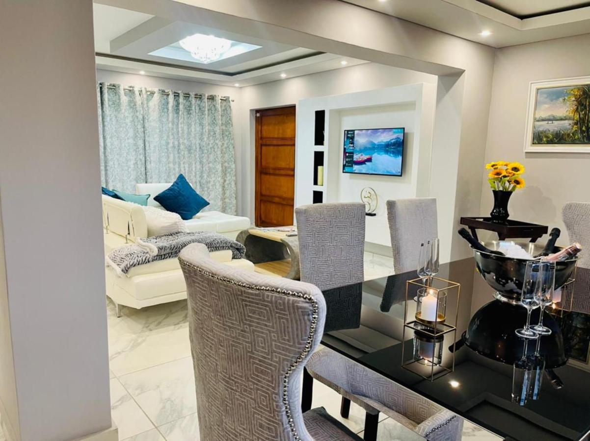 Cozier Glitz Villa Кейптаун Екстериор снимка