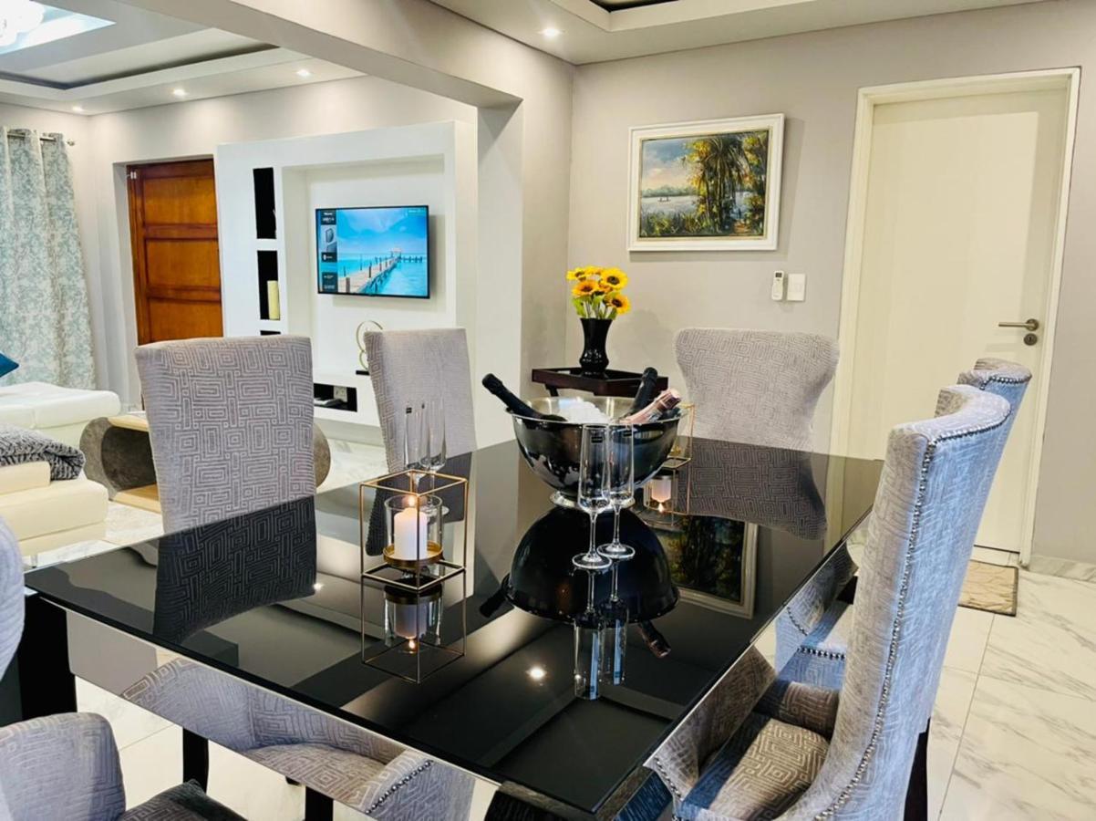 Cozier Glitz Villa Кейптаун Екстериор снимка