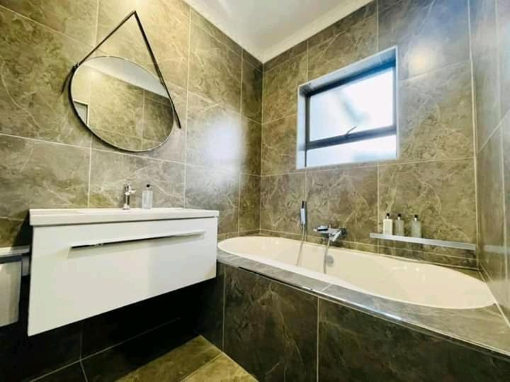 Cozier Glitz Villa Кейптаун Екстериор снимка